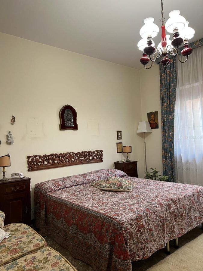 Holiday & House - Imparato Palermo Centro Politeama Buitenkant foto